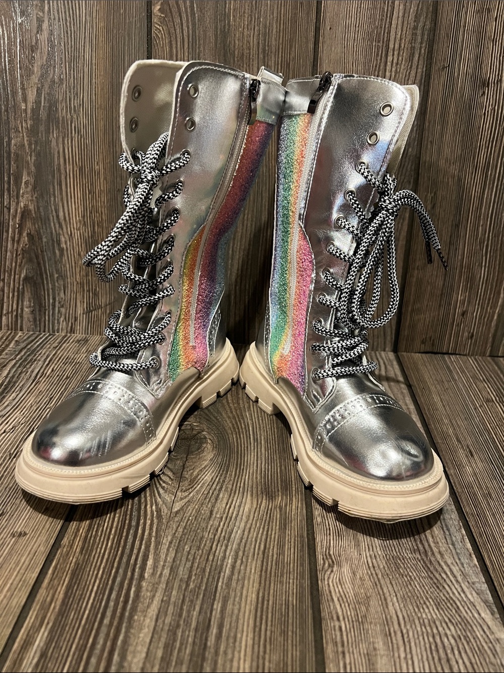 Source Unknown Silver Combat Boots with Rainbow Glitter Panel